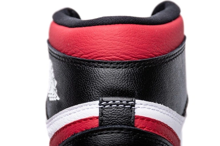 Black 555088-061 1 Jordan Gym  Retro Red High 0112